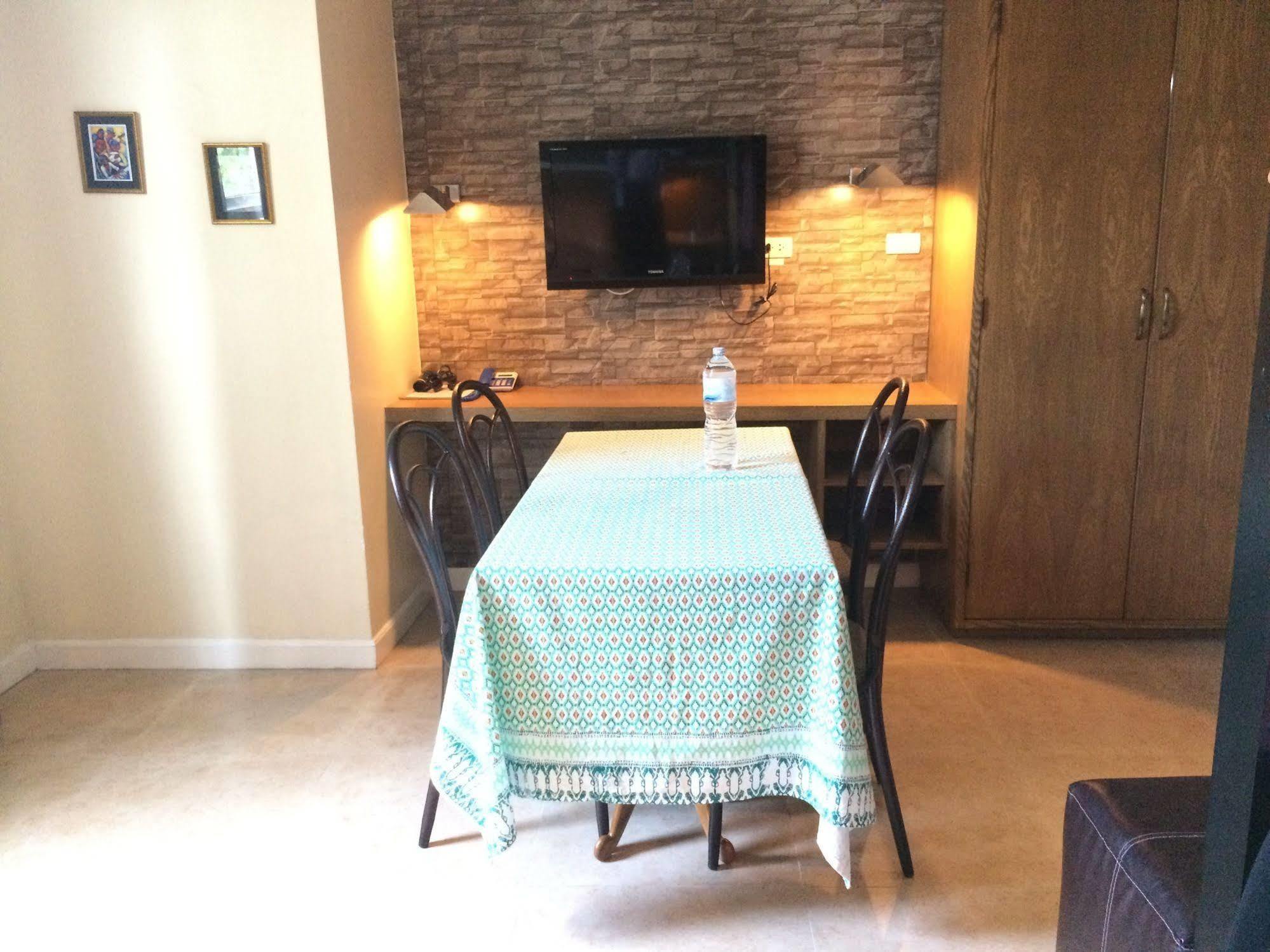 Bourbon St. Boutique Hotel 4*