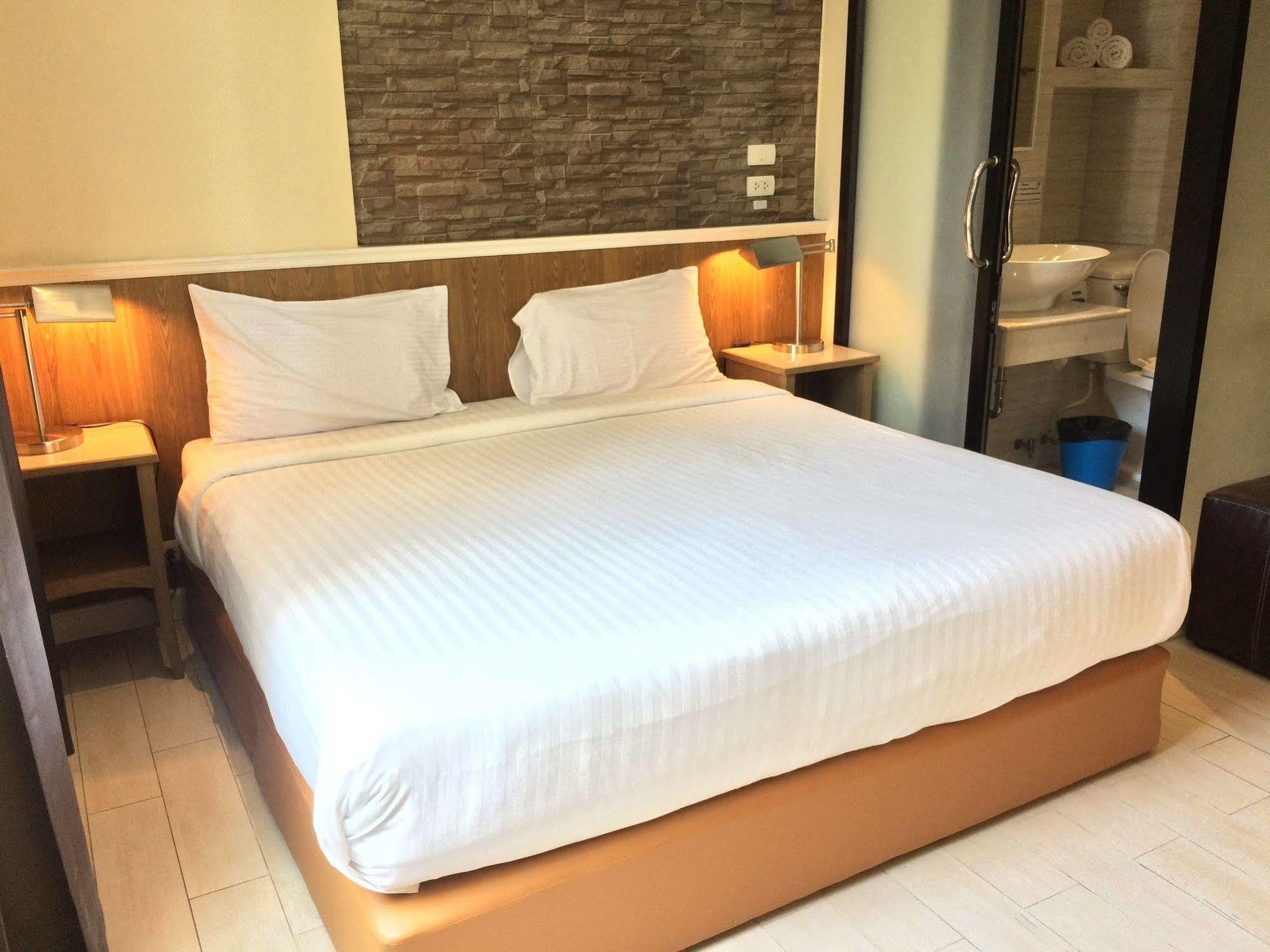 Hotel Bourbon St. Boutique 4*