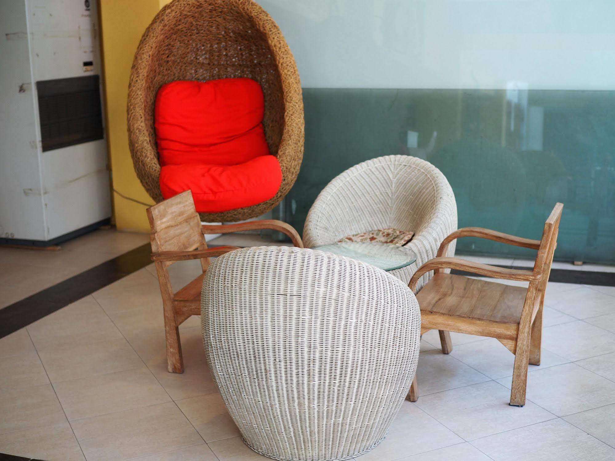 The Boss's Place Sathorn Hotel 3*