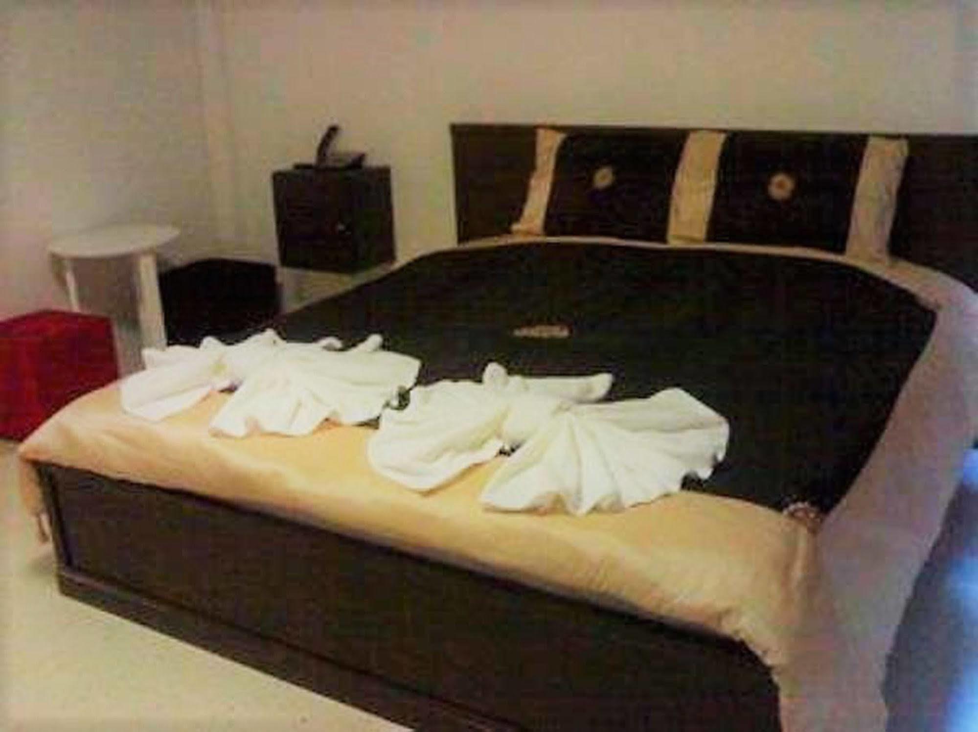 The Boss's Place Sathorn Hotel