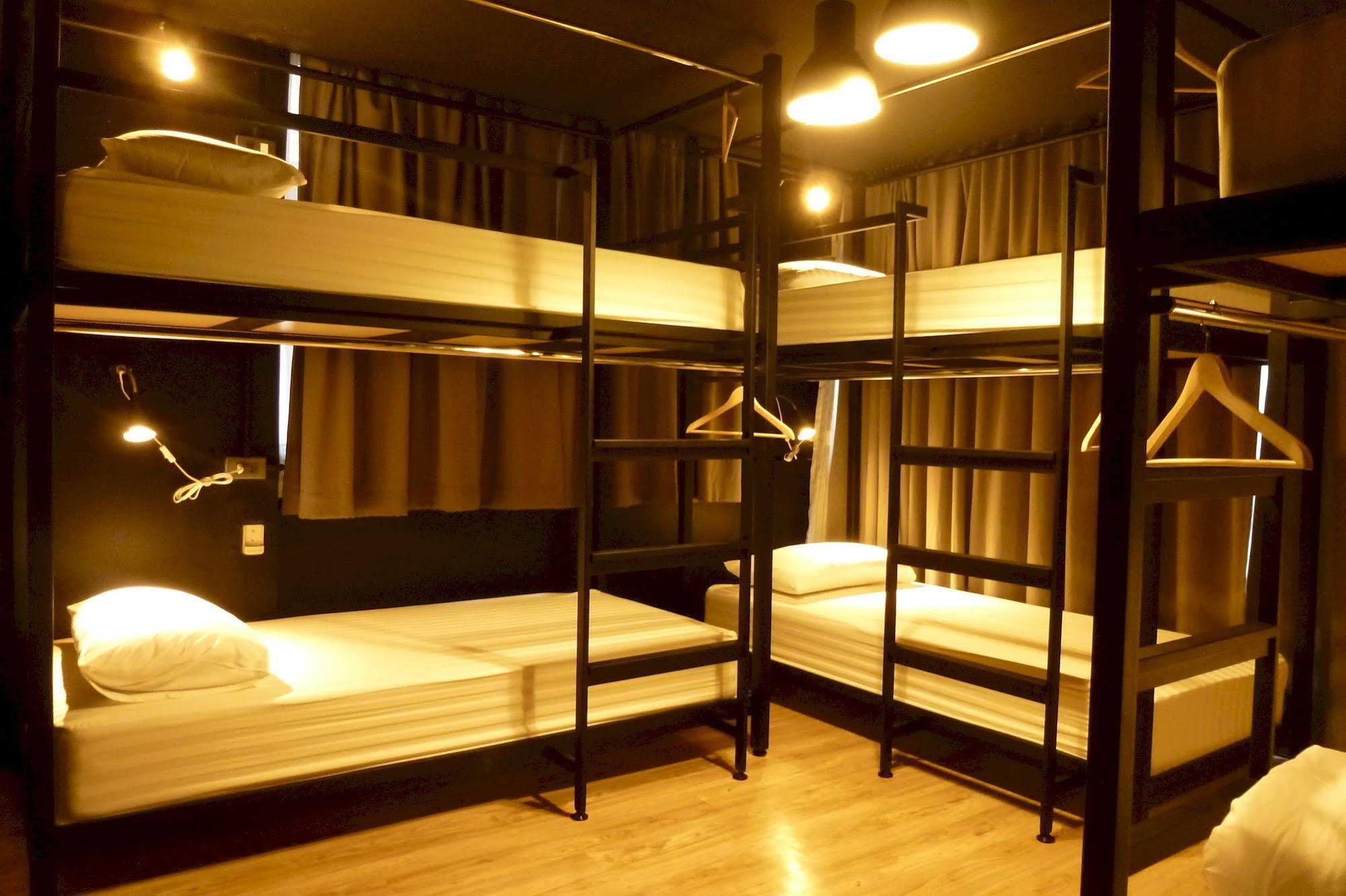 Hostel C40winks *