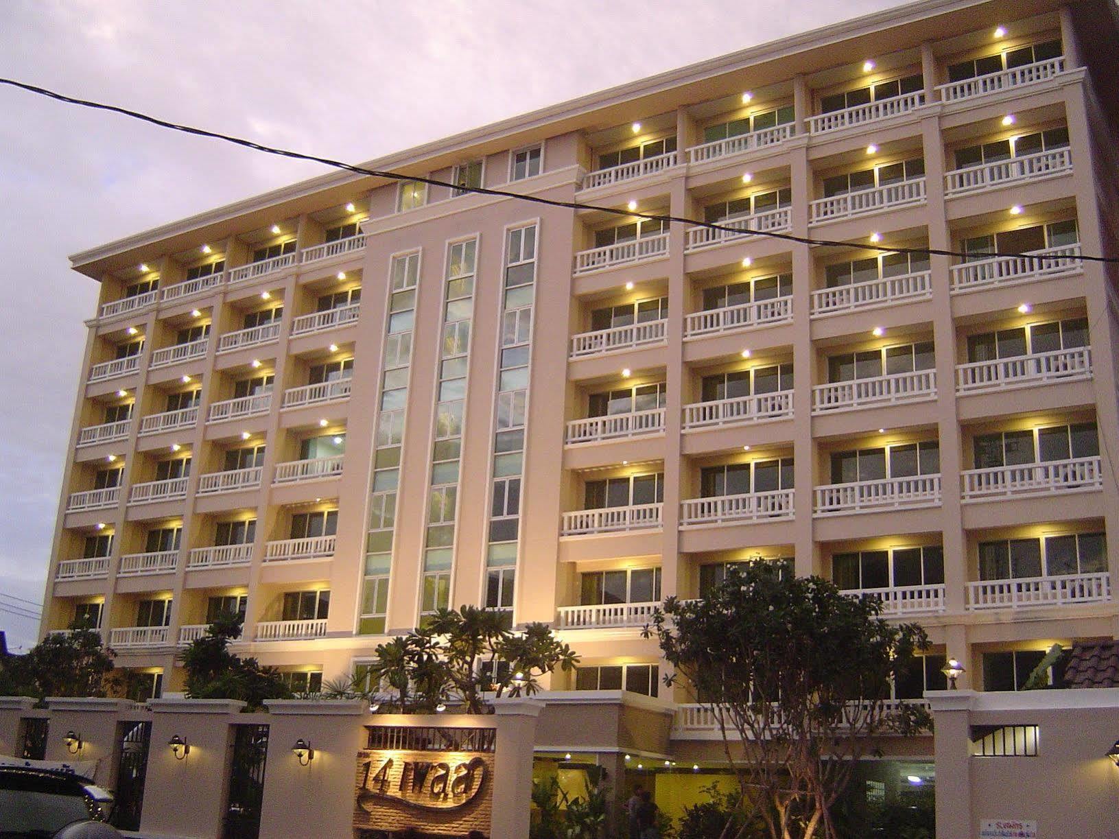 14 Place Hotel 3*