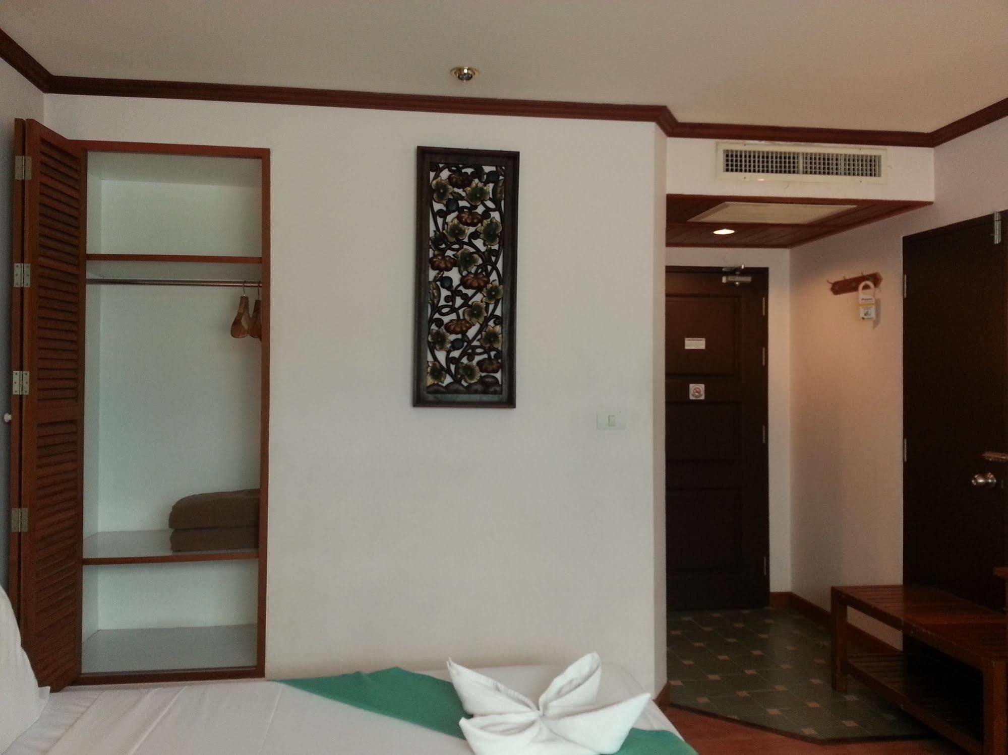 Hotel New Siam Riverside Bangkok