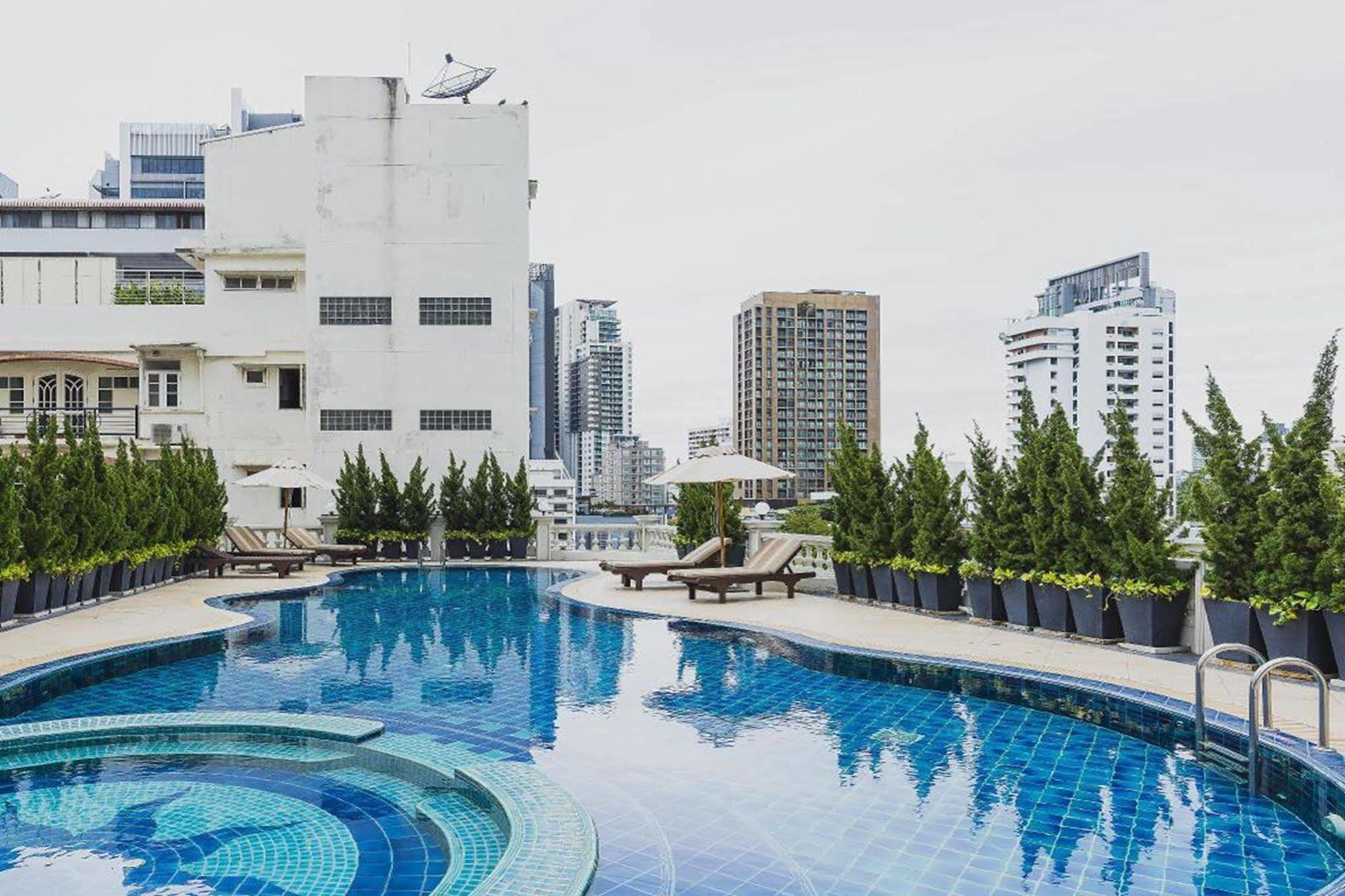Hope Land Sukhumvit 24 Bangkok