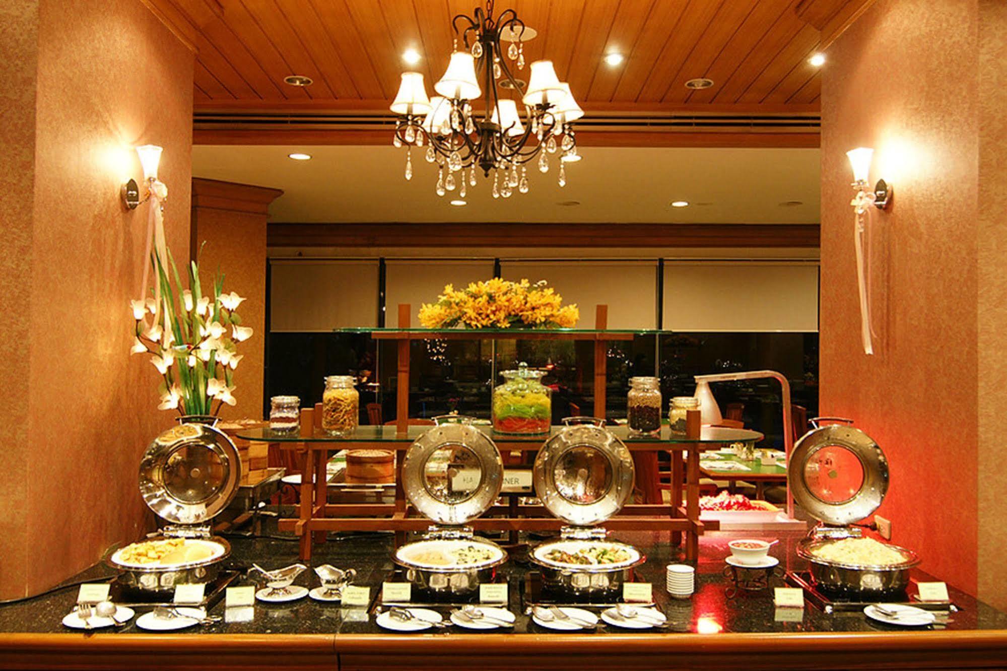 Grand Diamond Hotel