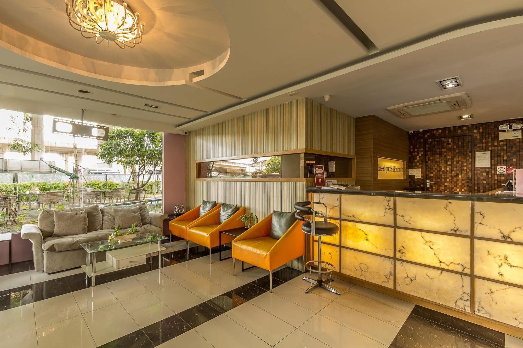 Klassique Sukhumvit Hotel 4*