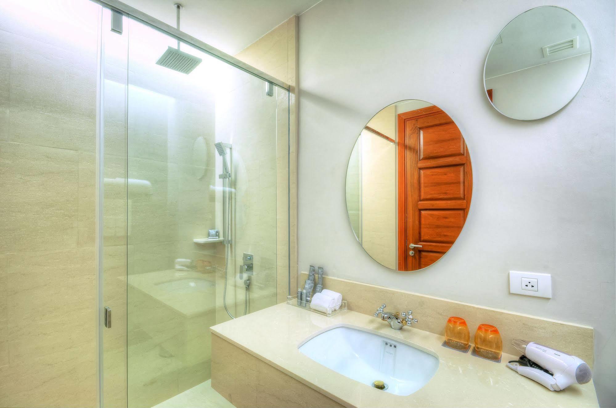 One One Hotel Bangkok