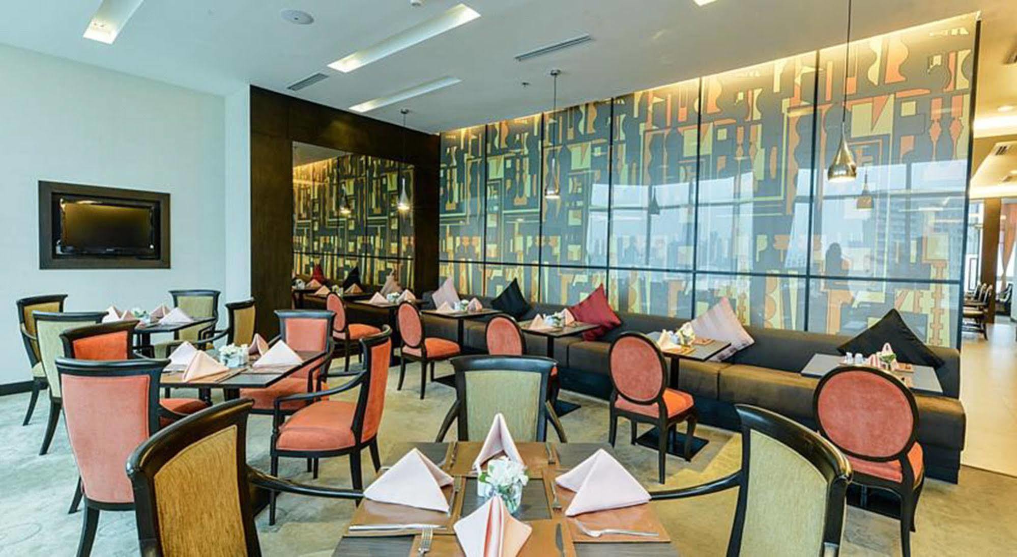 Executive Club At Windsor Hotel 5*