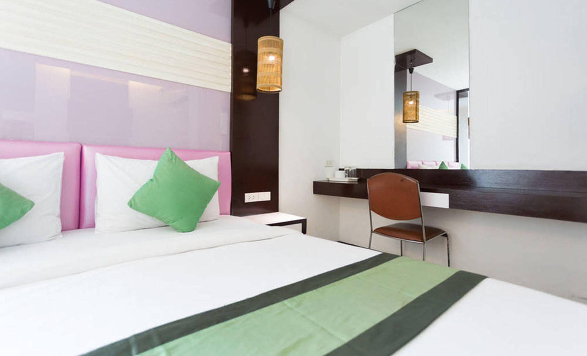 Hotel Cozi Hotel,