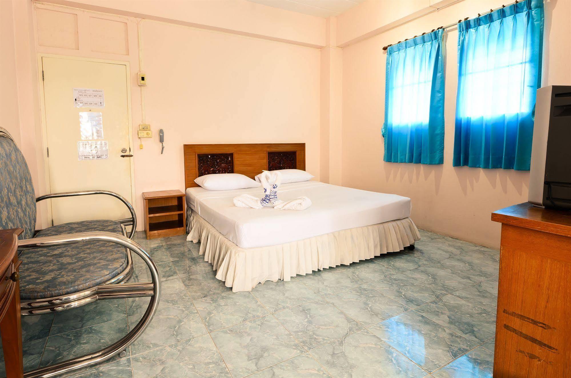 Sananwan Palace 2*