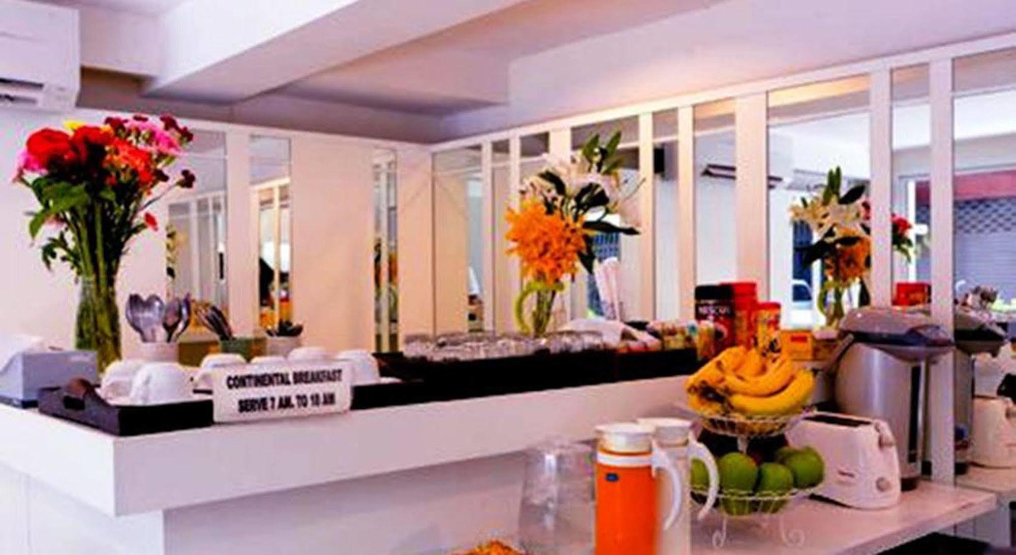Hotel Nantra De Comfort