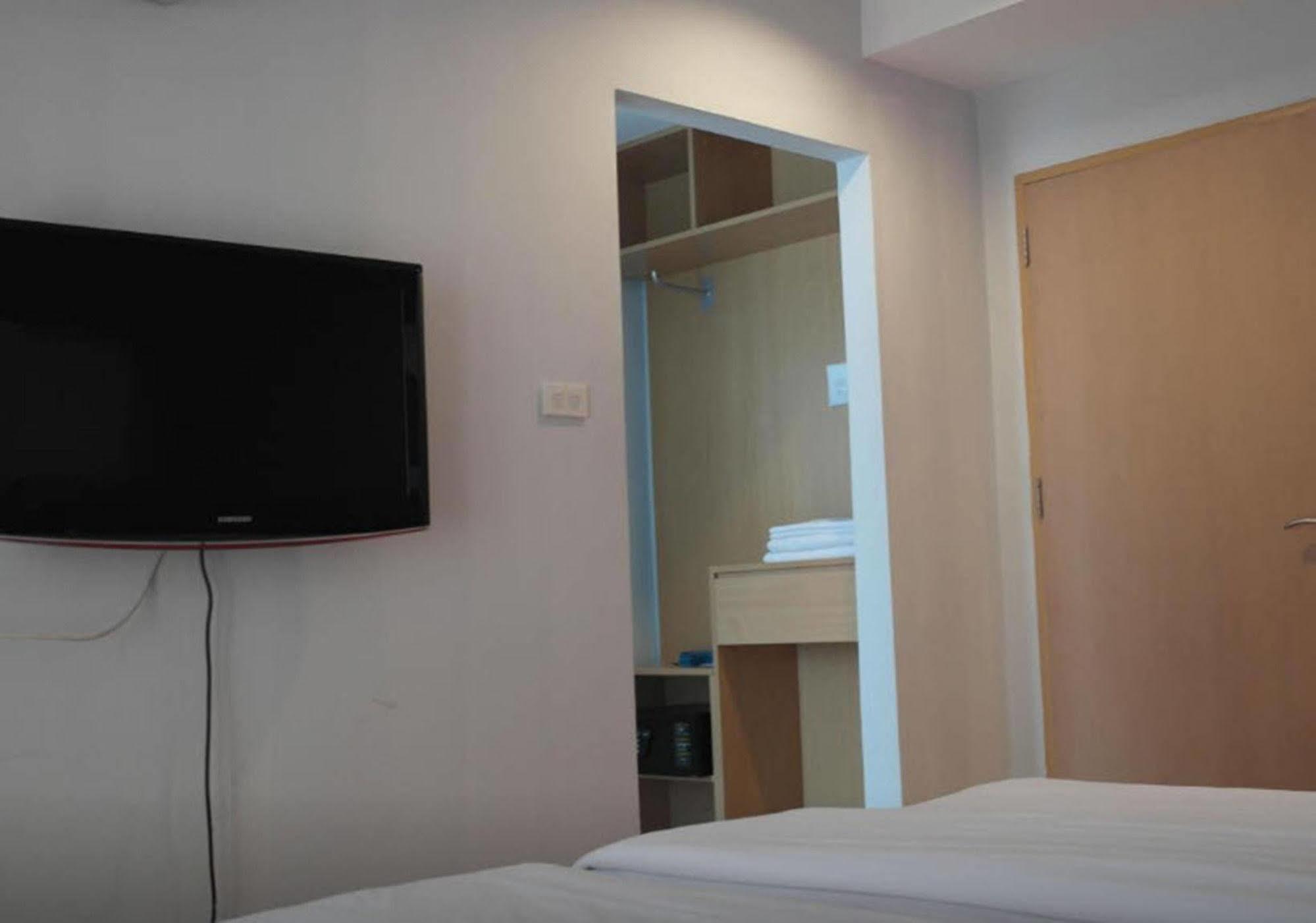 Hotel Nantra De Comfort 3*