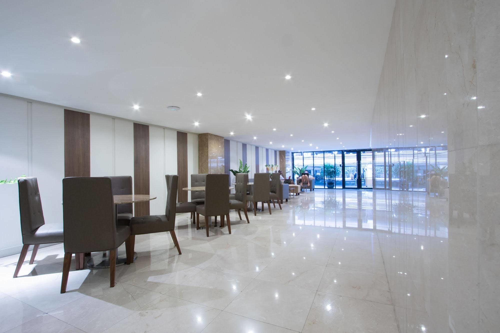 Thomson Hotel Huamark