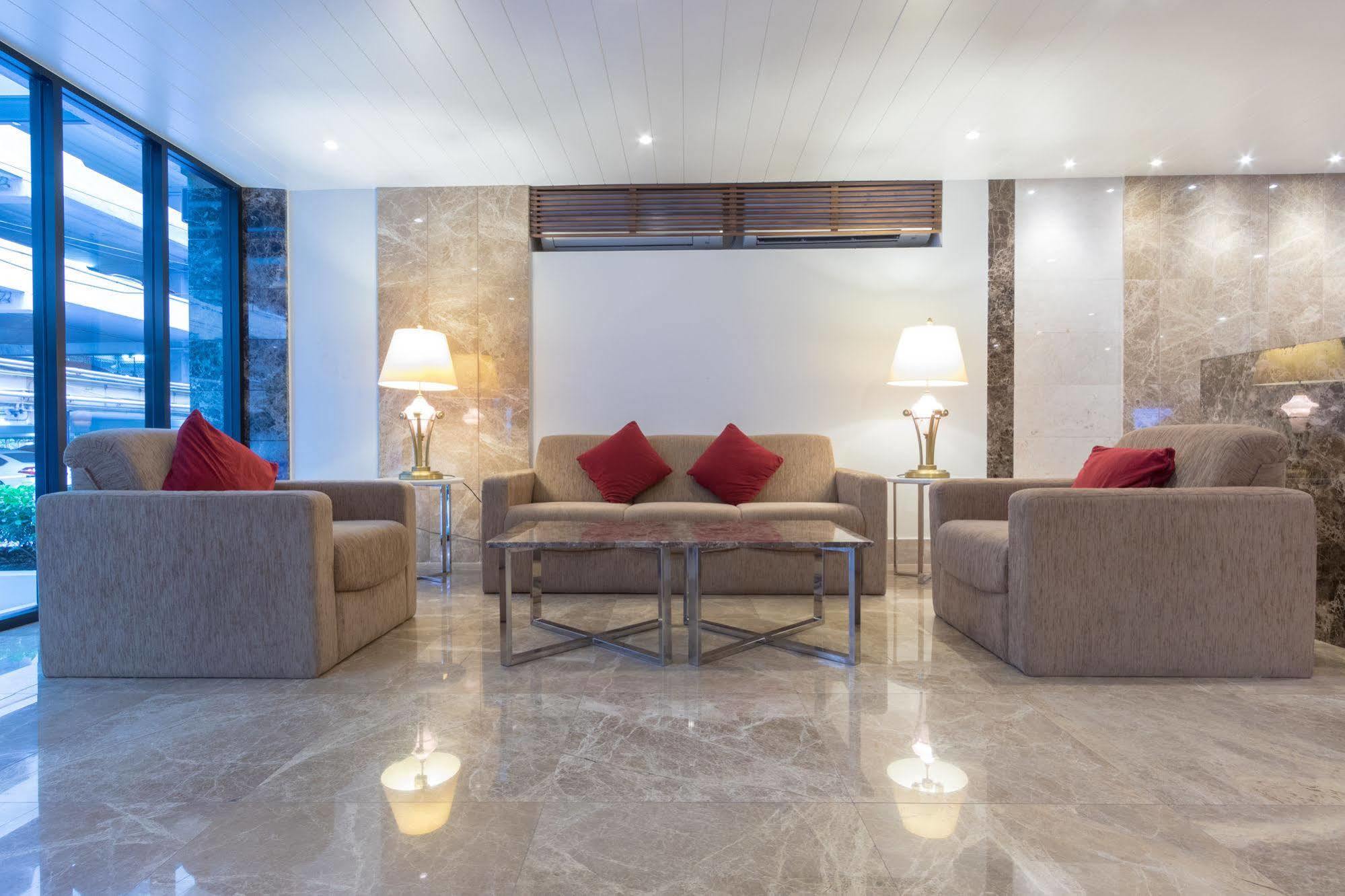 Thomson Hotel Huamark 4*