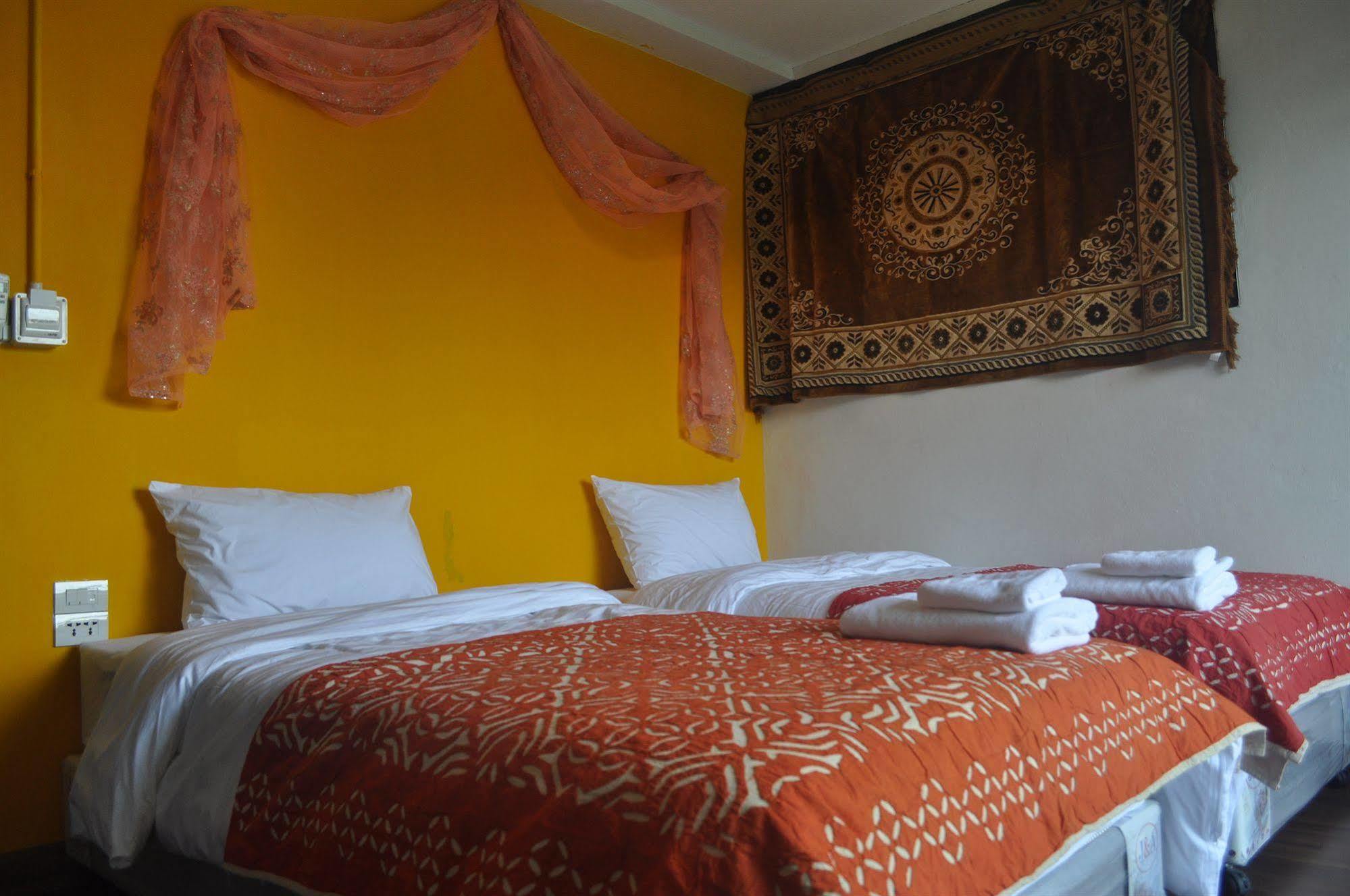 Mstay Bed & Breakfast 3*