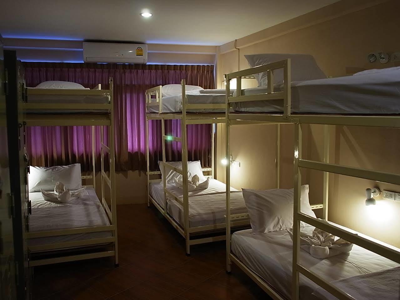 Vx The Fifty Hostel *