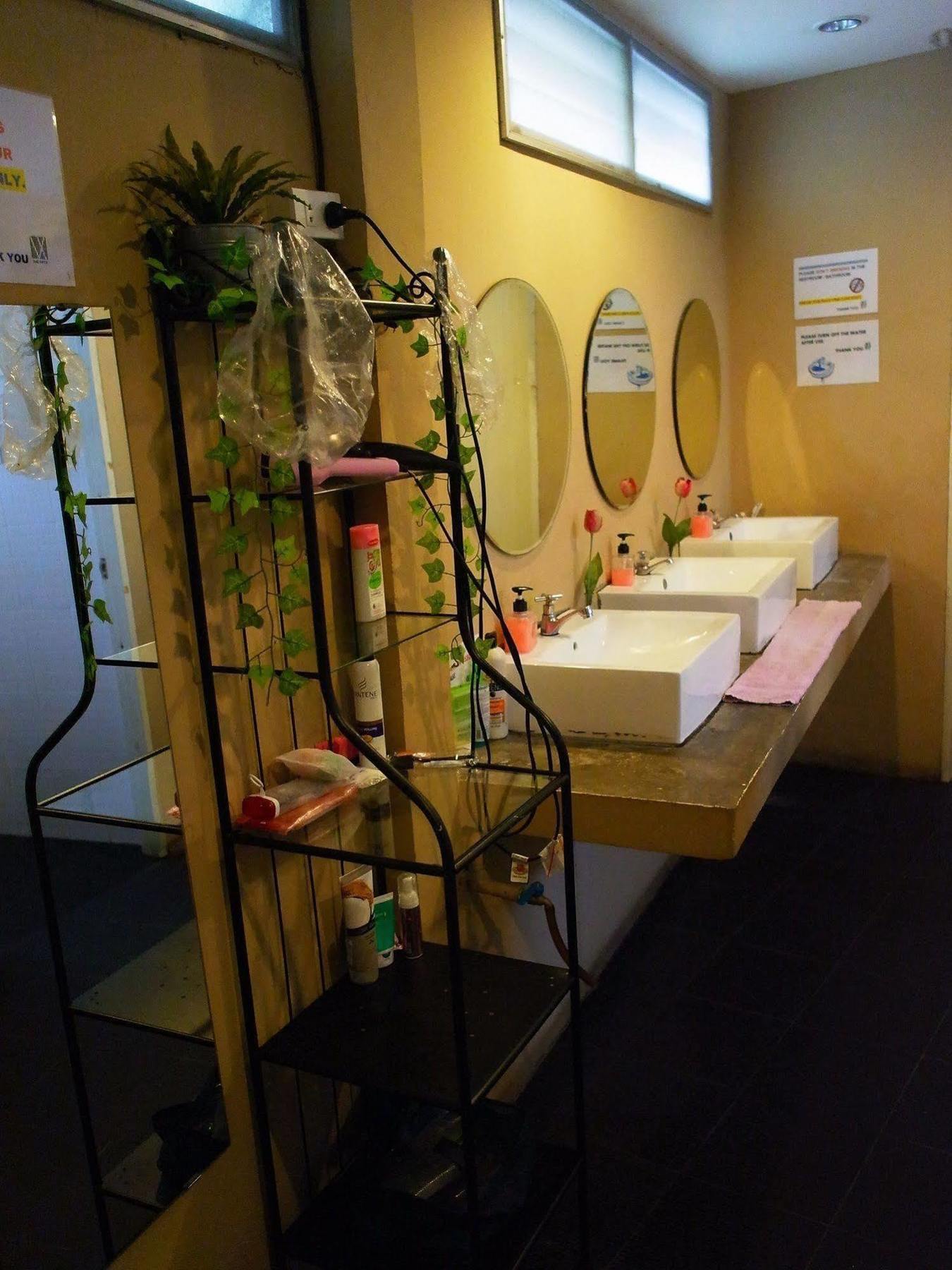 Hostel Vx The Fifty Bangkok