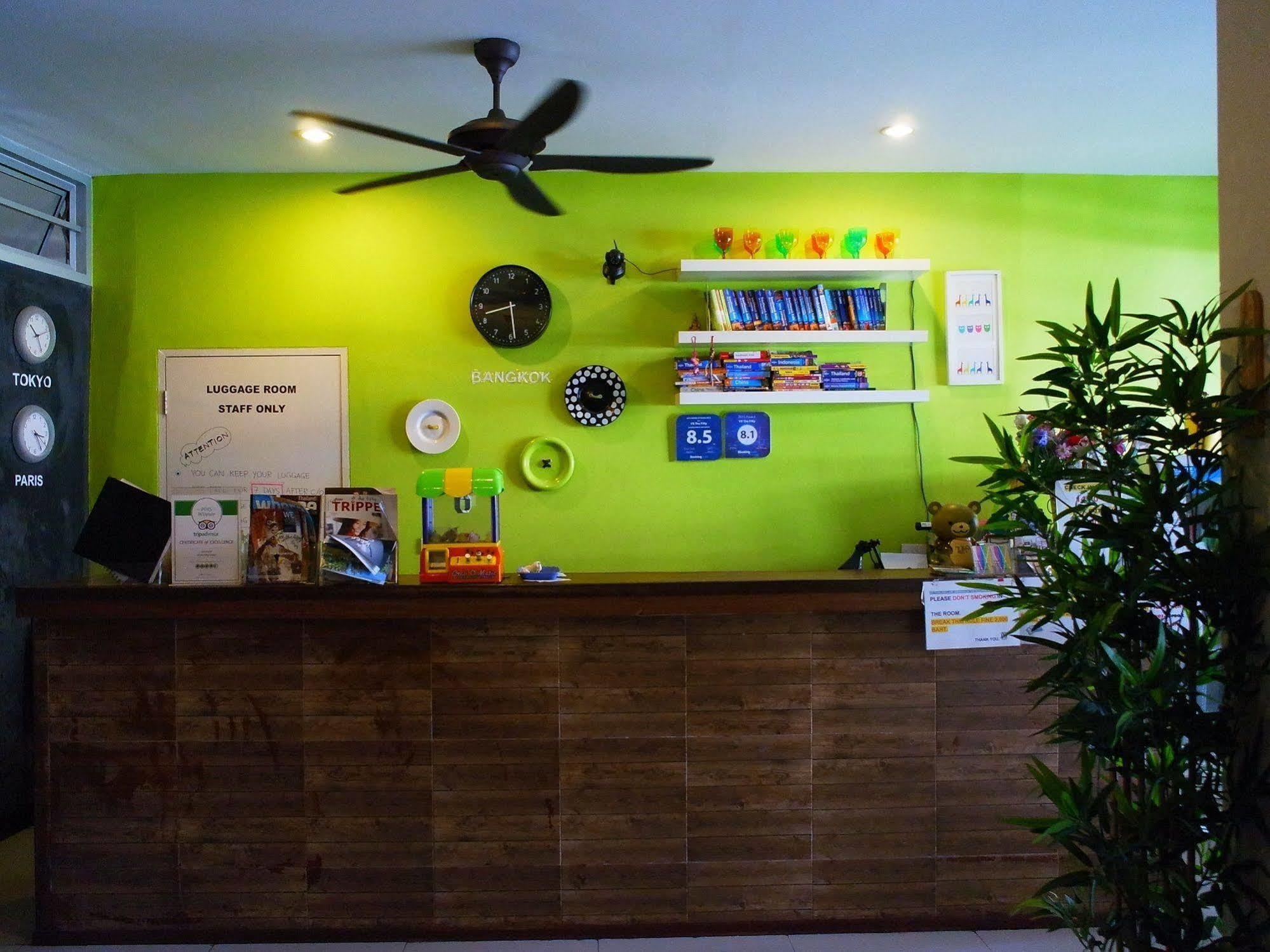 Hostel Vx The Fifty Bangkok