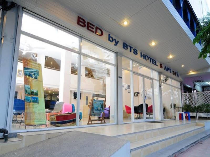Bed By Tha-pra Sha Hotel Bangkok