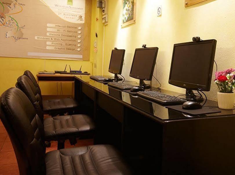 Woraburi Sukhumvit Hotel