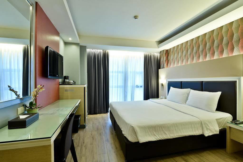 Prestige Nana Hotel