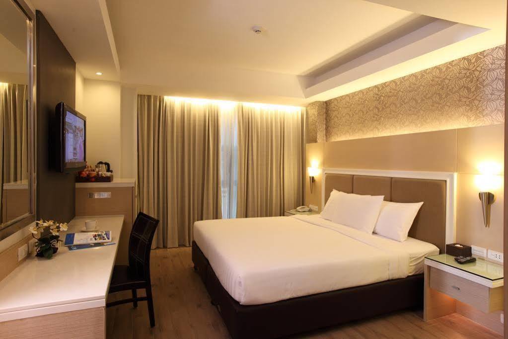 Prestige Nana Hotel Bangkok