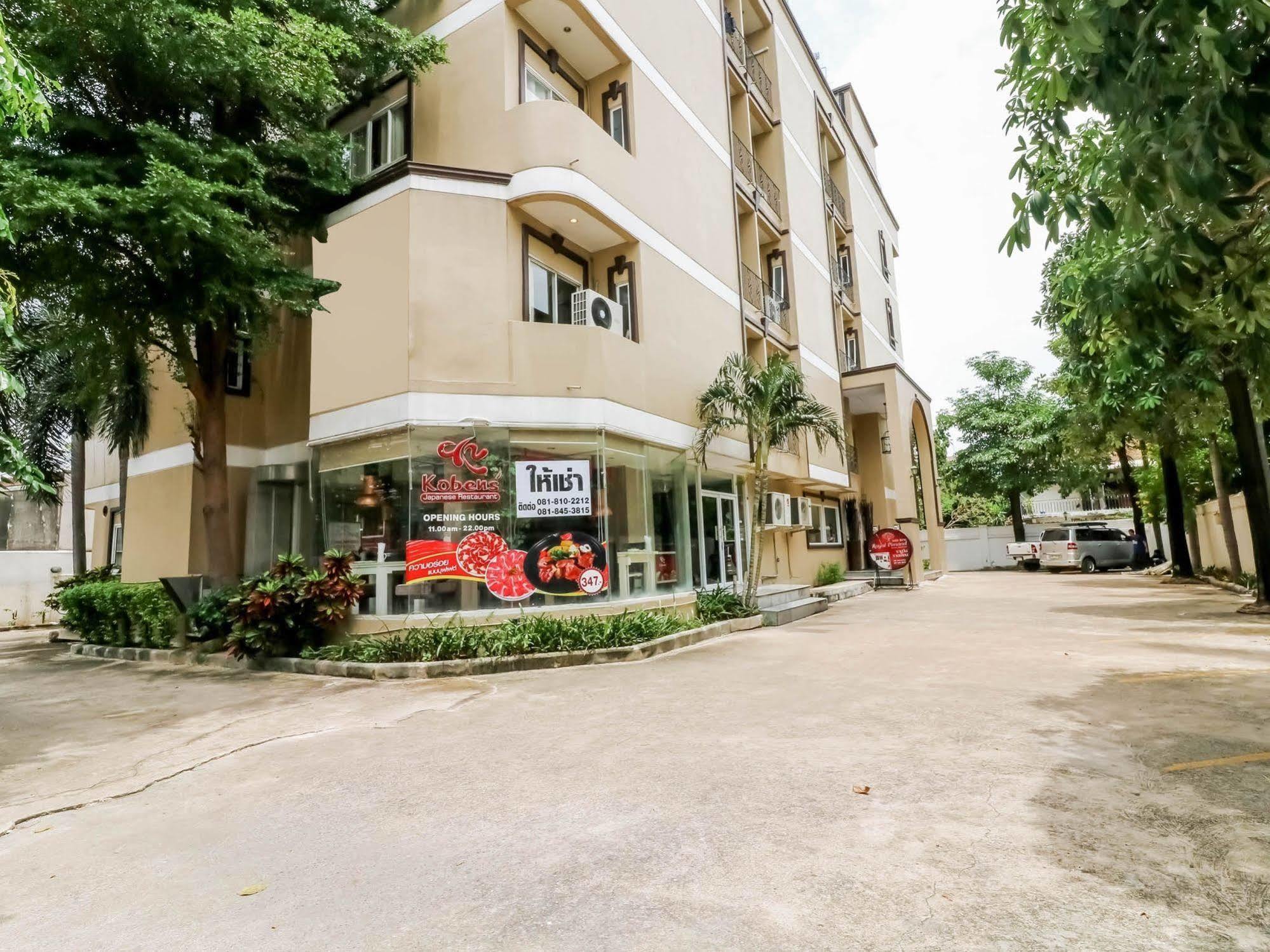 Hotel Oyo 254 Royal Pimand Bangkok