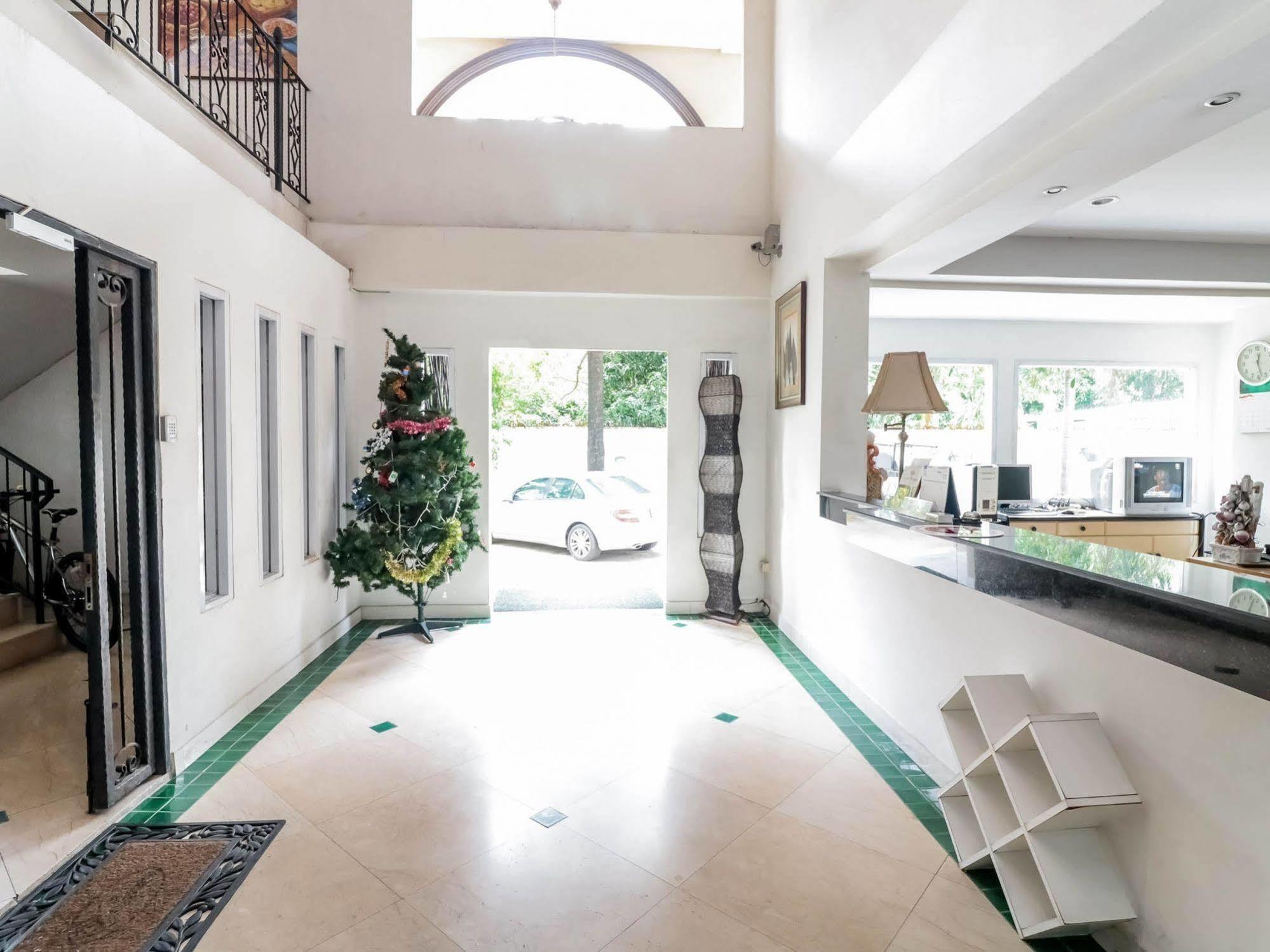 Hotel Oyo 254 Royal Pimand Bangkok