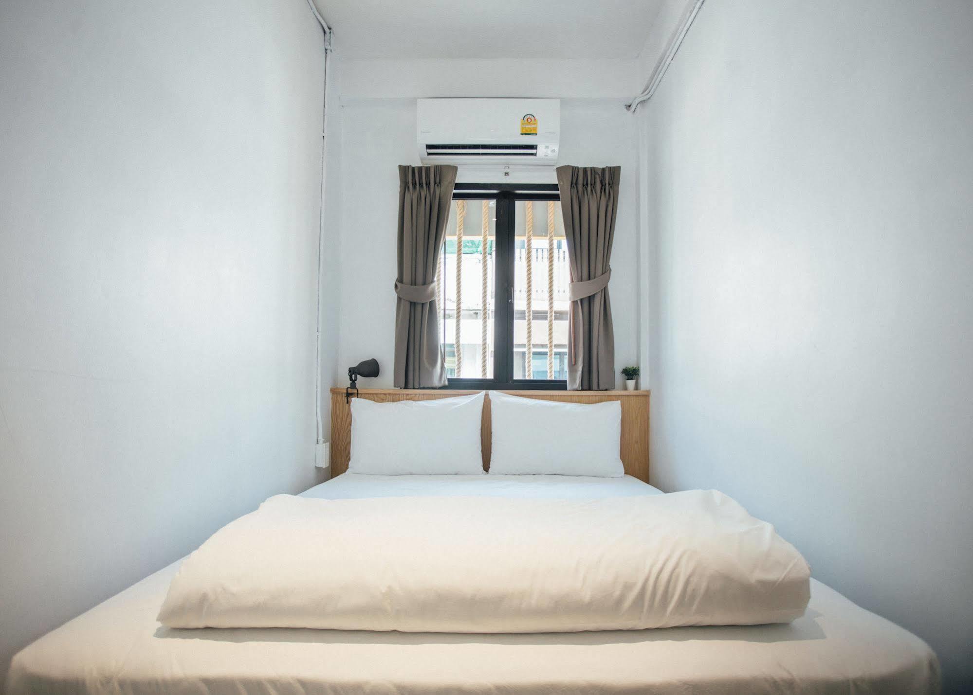 Mellow Fellow Hostel Bangkok