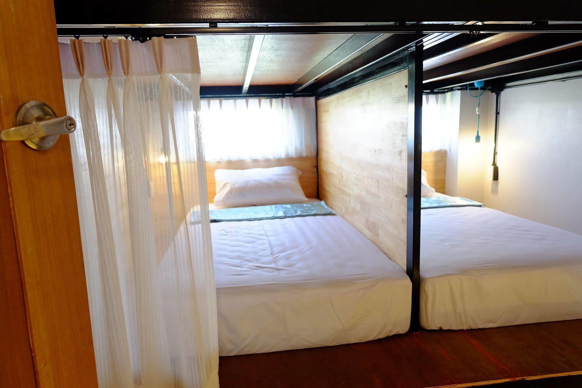 Sleep Owl Hostel