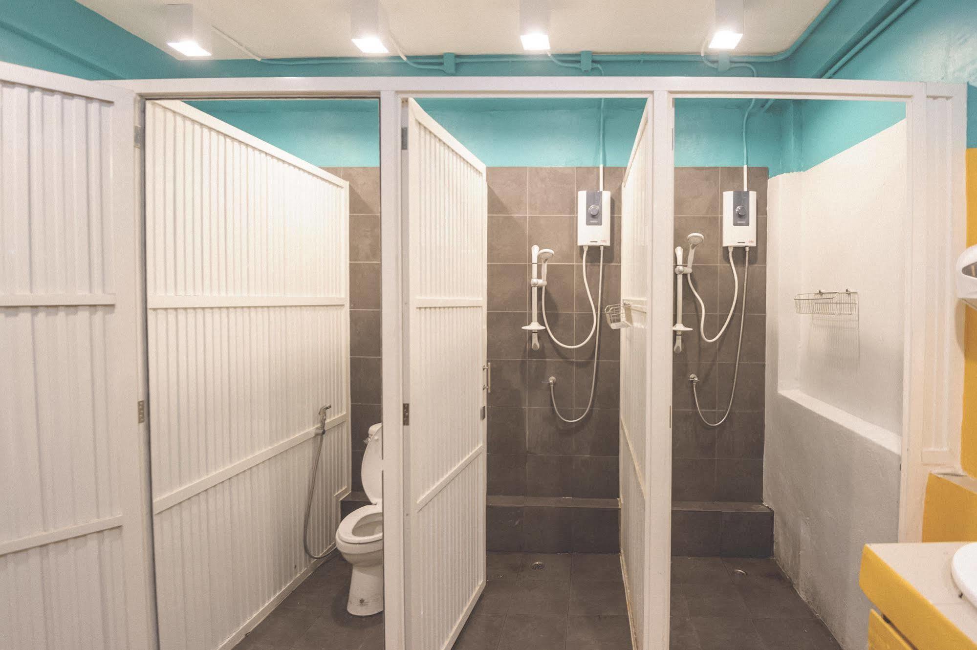 Hostel Glur Watergate *