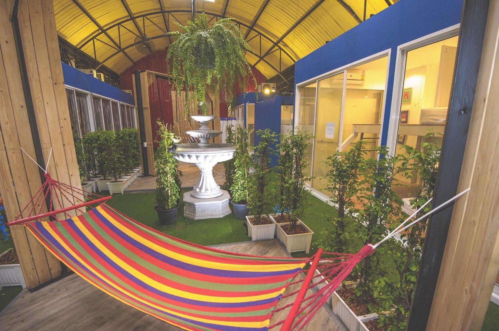 Hostel Glur Watergate Bangkok