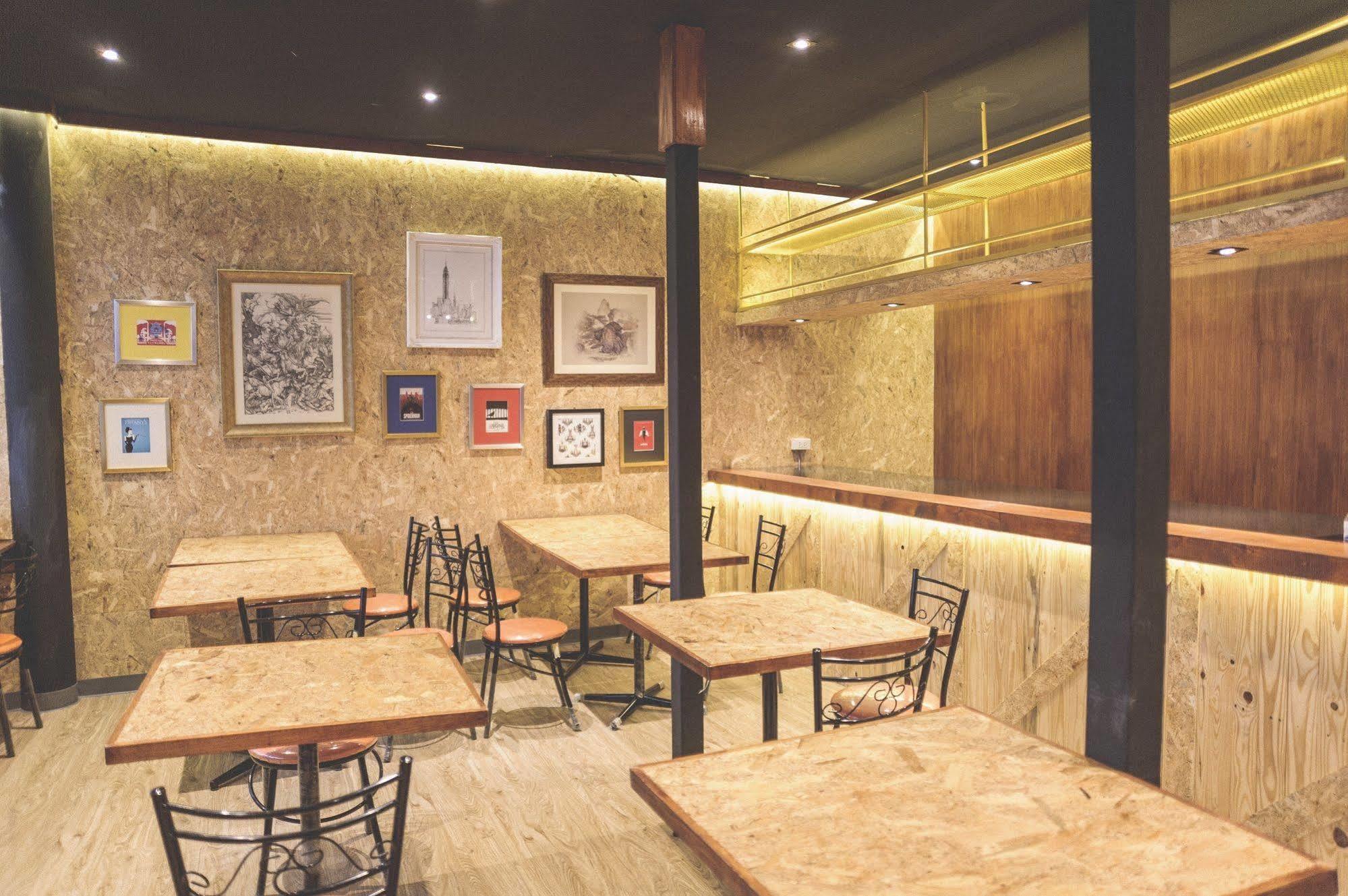 Hostel Glur Watergate