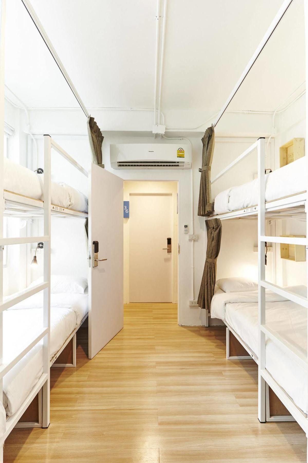 Liveitup Asok By D Varee Hostel Bangkok