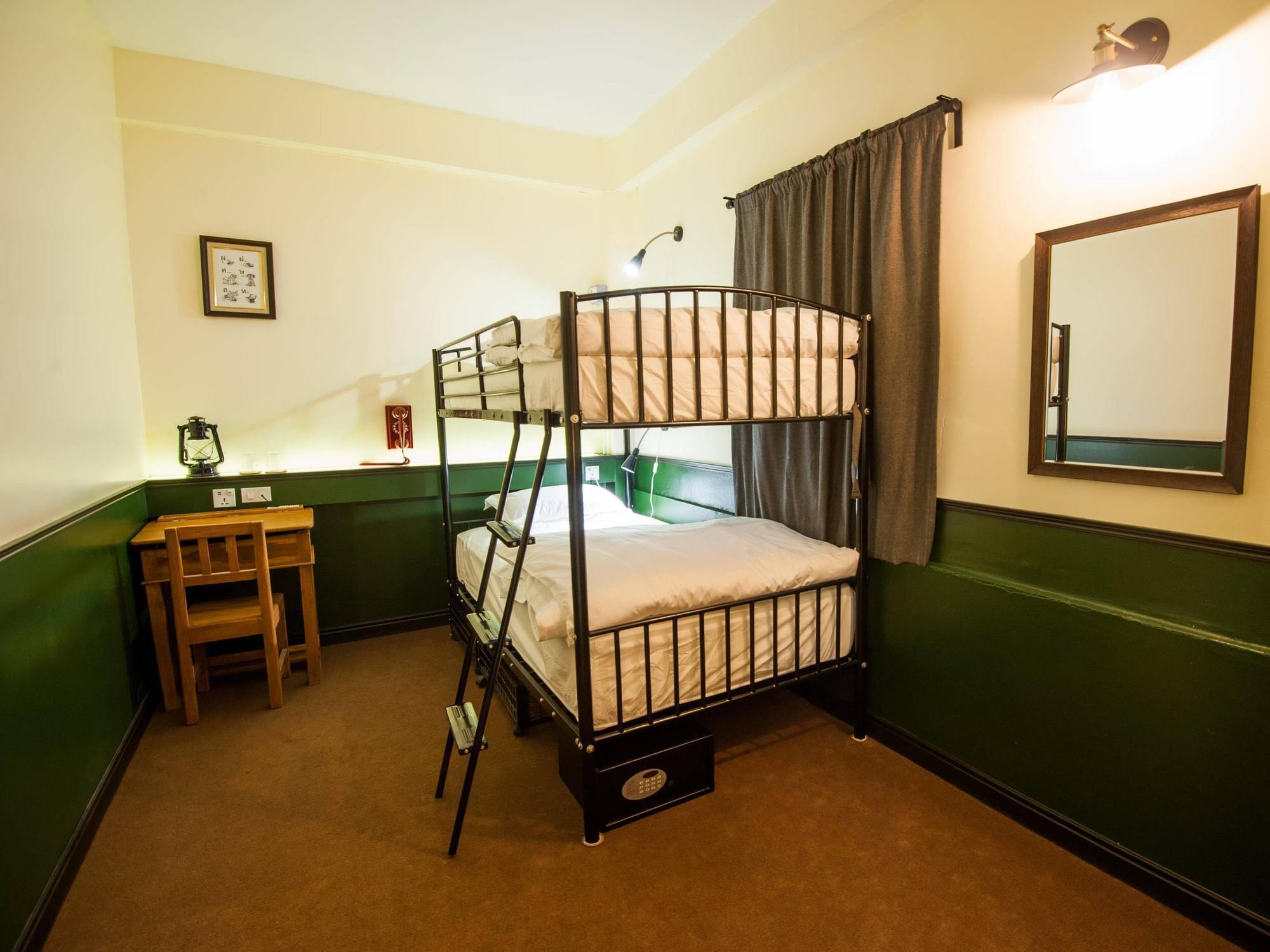 The Motley House Hostel Bangkok