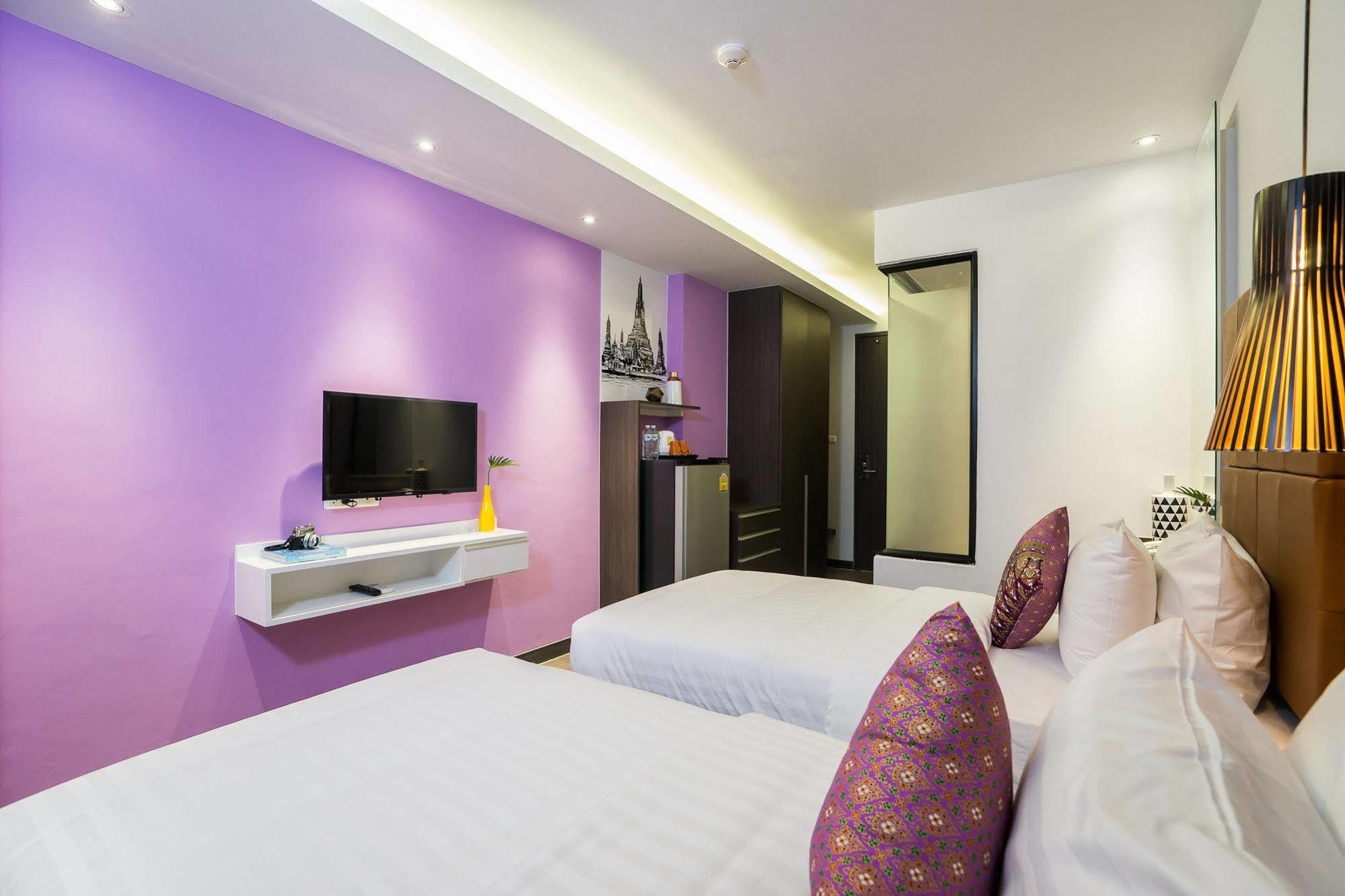 Hotel Aim House No Parking 3*