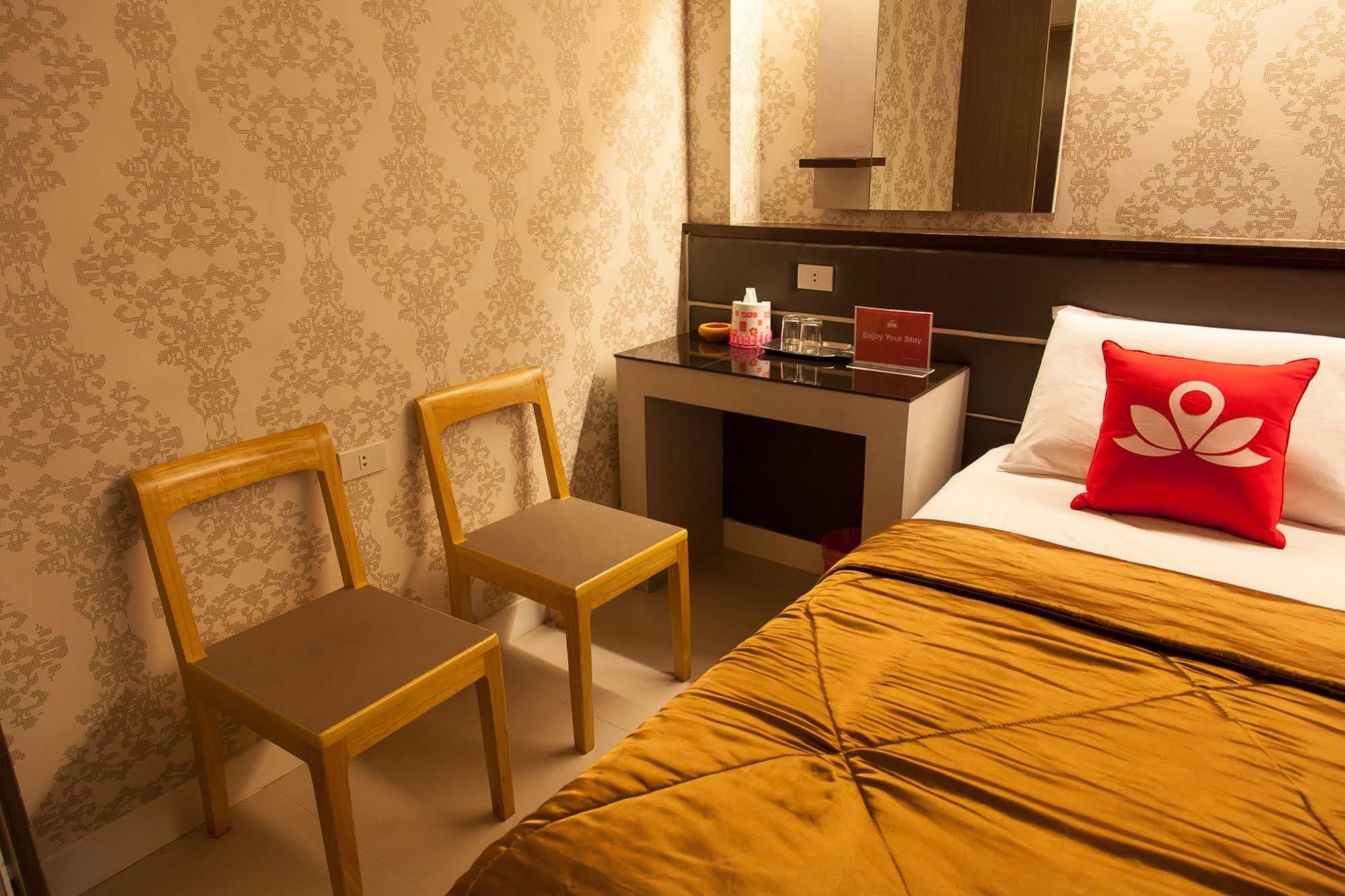 Hotel Zen Phiphit Phokhai