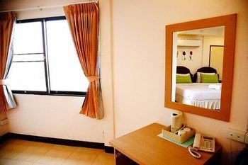 Bed By Tha-pra Sha Hotel 2*