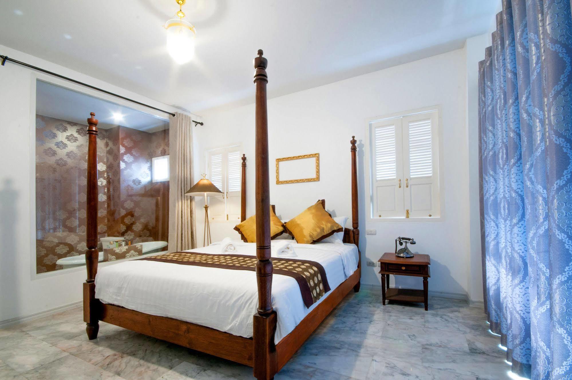 Hotel Dharasom' S Colonial House 3*