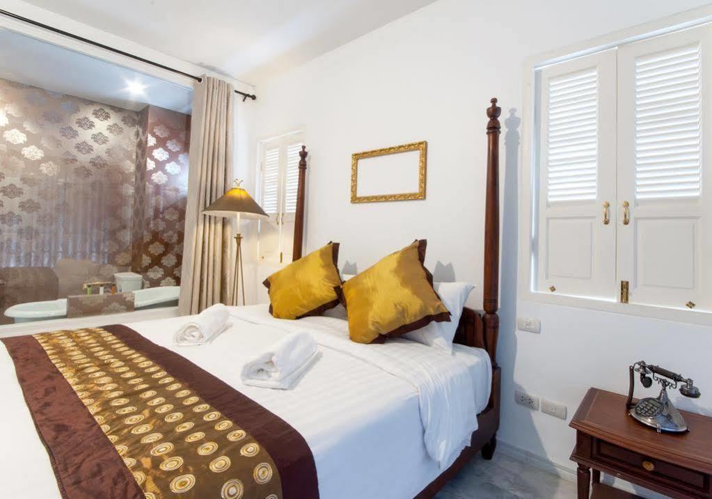 Dharasom' S Colonial House Hotel