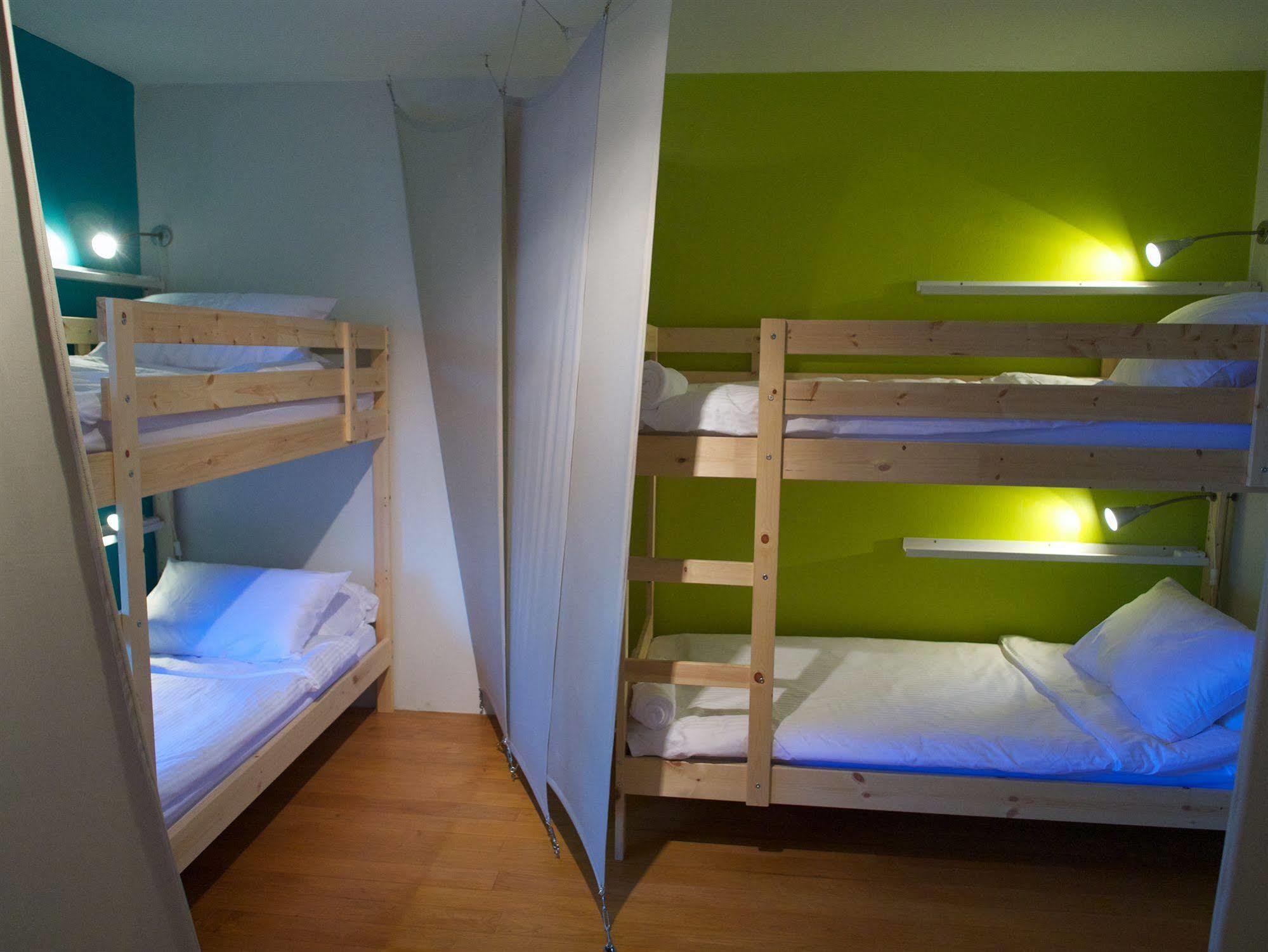 Sab House Caters To Women Hotel 2*