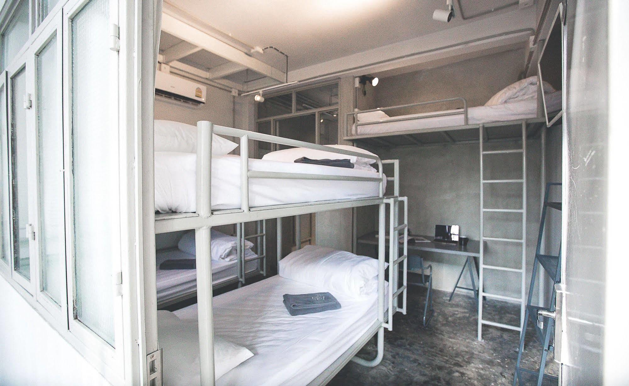 Hostel 2w