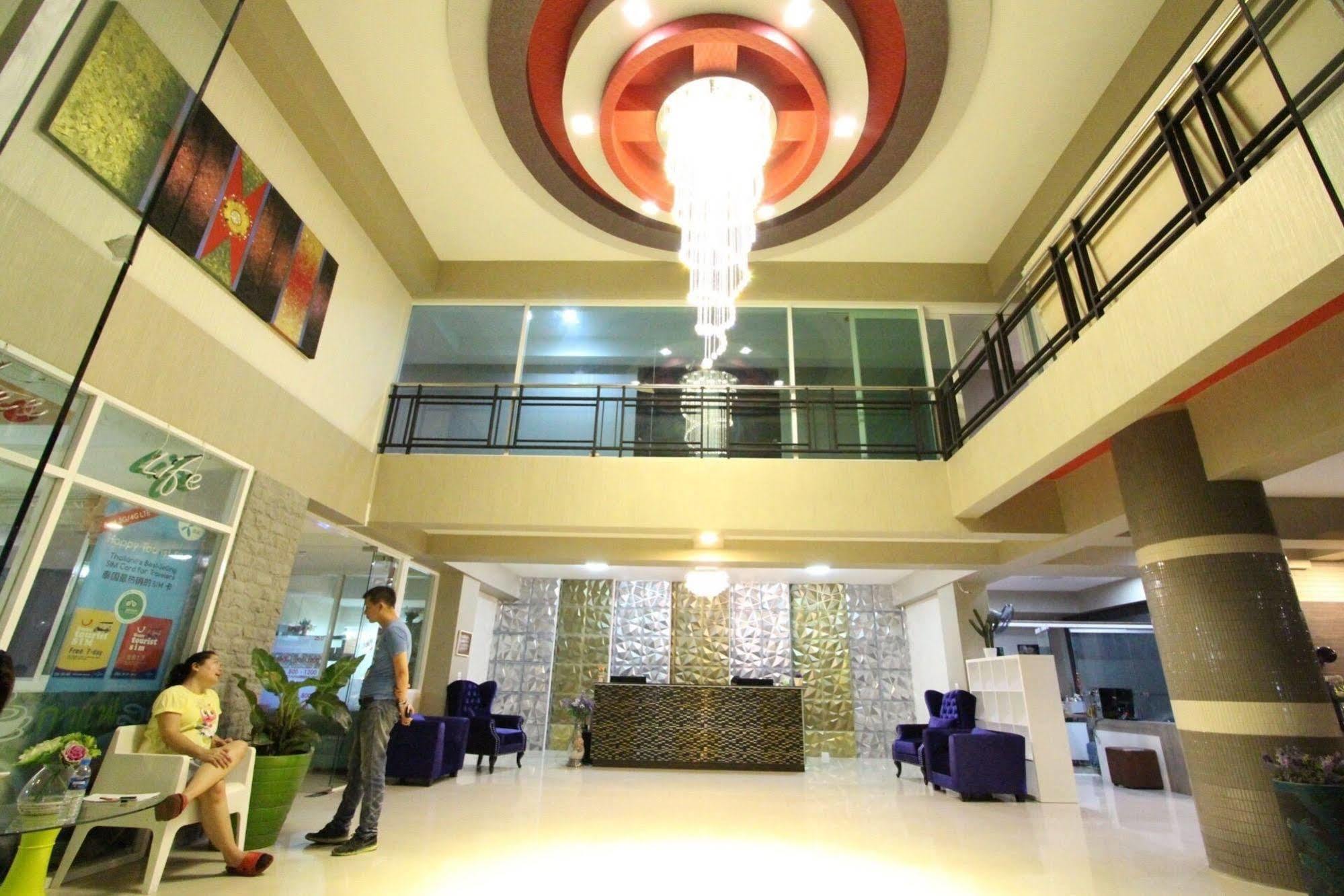 Hotel Hi Life 4*