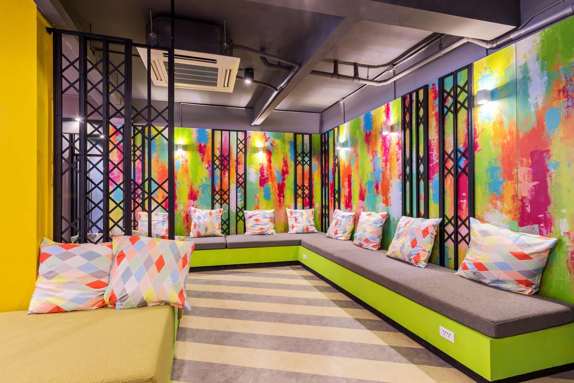 Hostel Isanook *