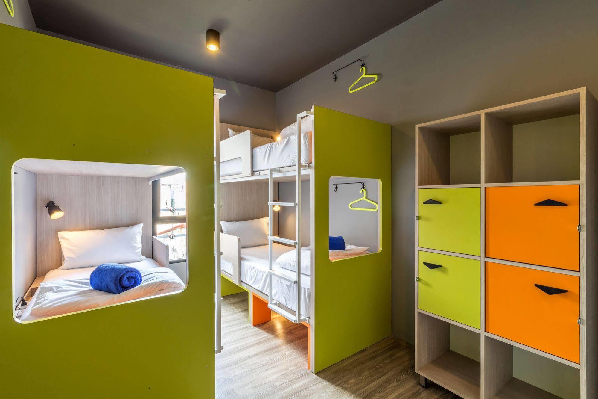 Isanook Hostel Hostel Bangkok