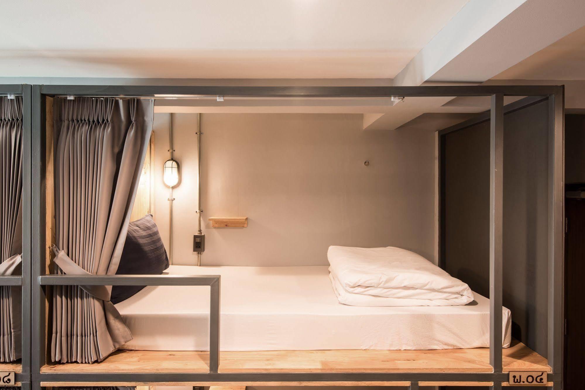 Plubpla Hostel