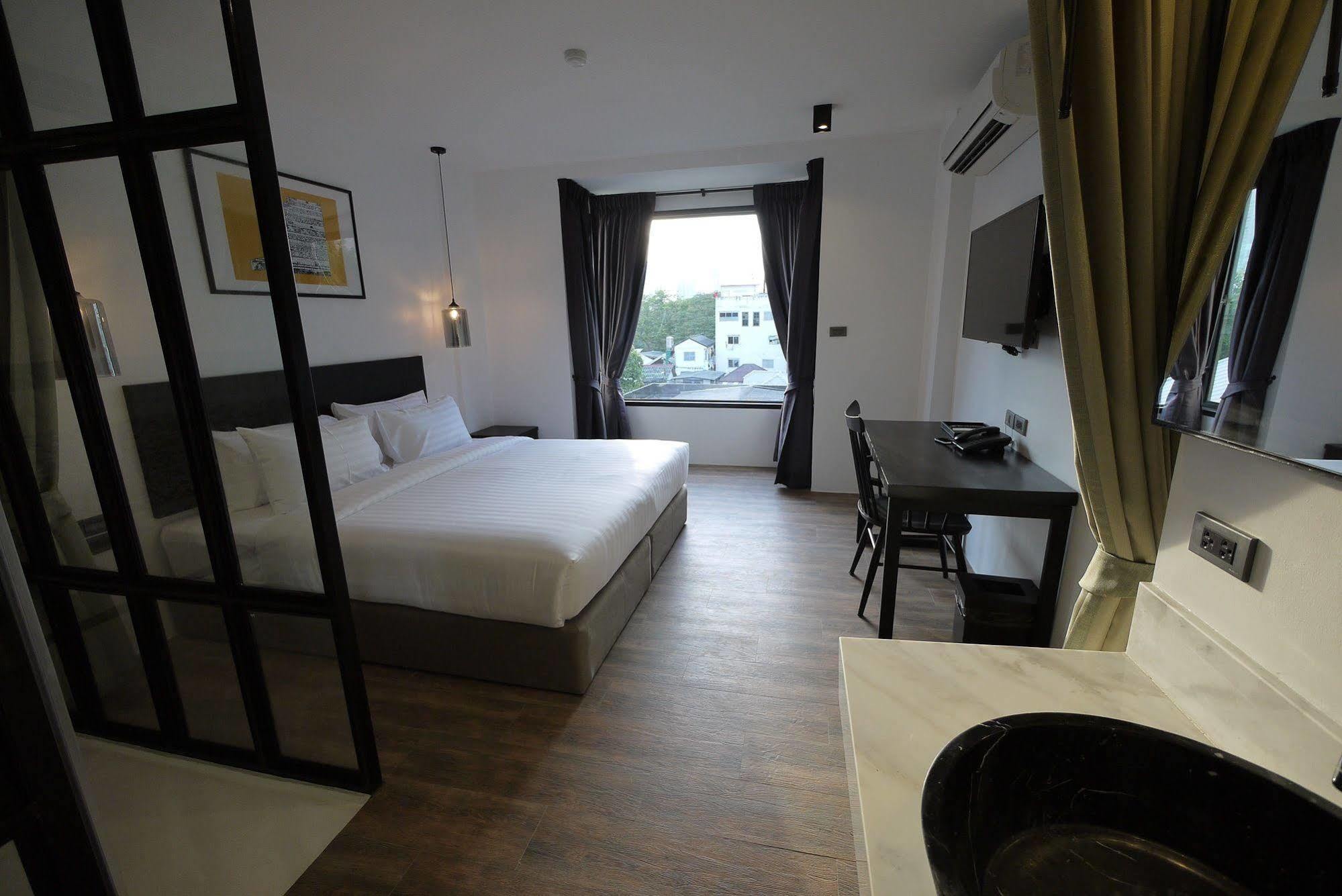 Oriental Heritage 3*