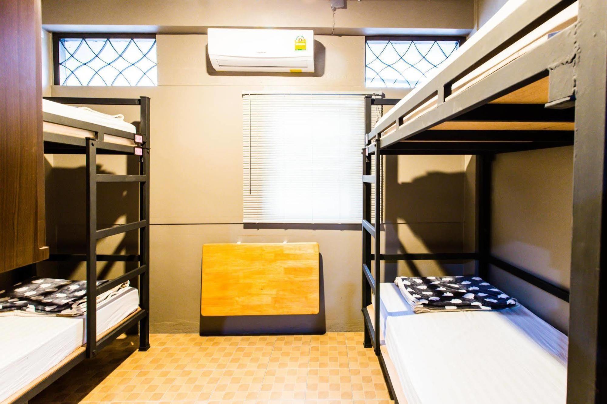 Hostel Hits Bangkok