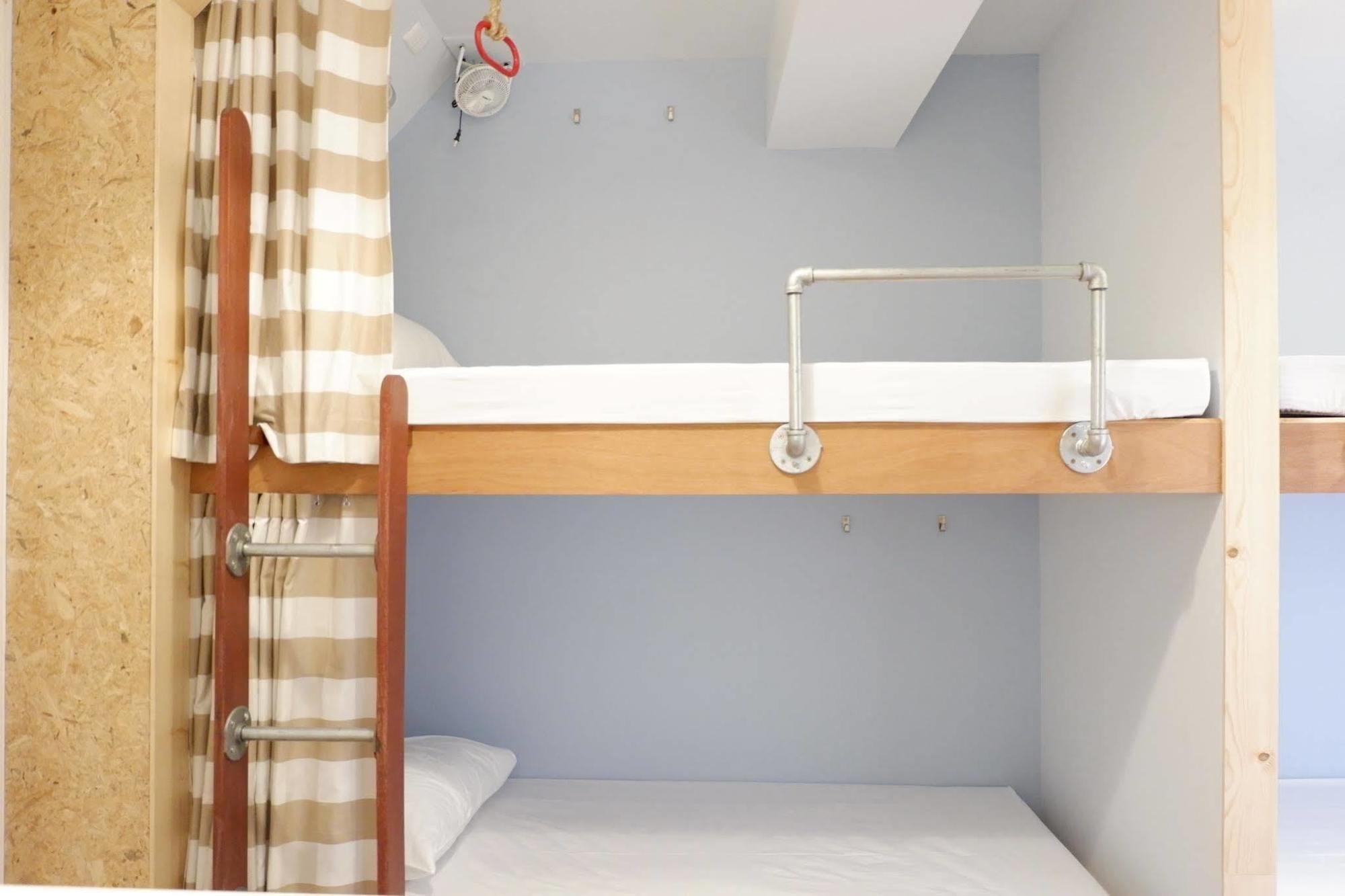 Asrama Barn & Bed *