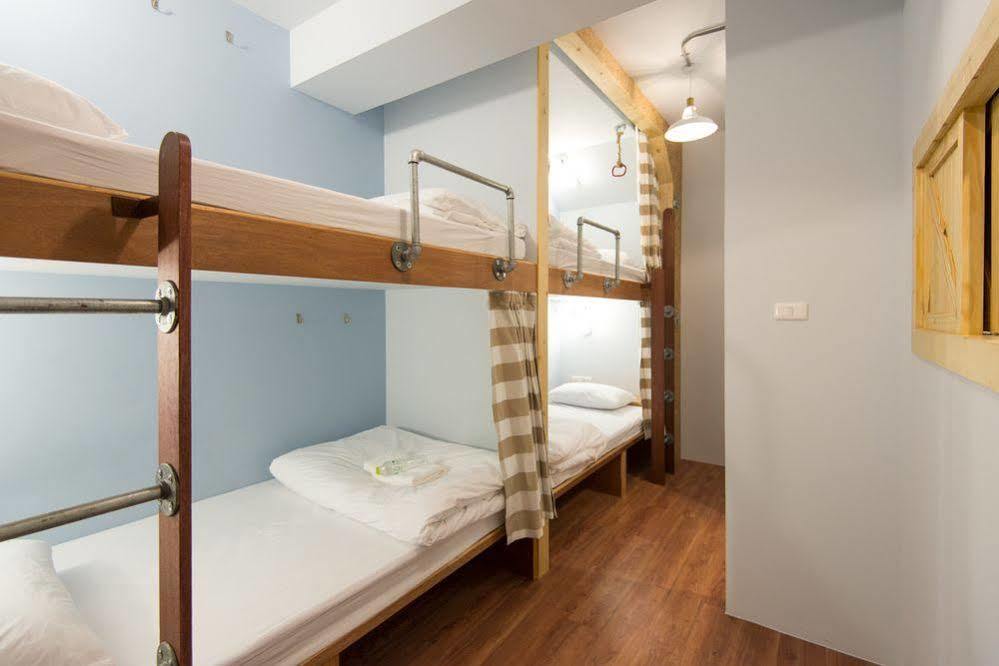 Asrama Barn & Bed Bangkok